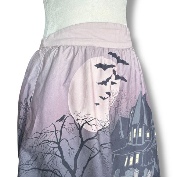 ModCloth Haunted House Halloween Skirt M
Spooky Graveyard Cotton Lined Medium - Picture 10 of 15